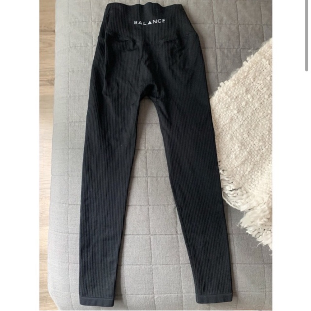 Balance Athletica linear tight m l read!